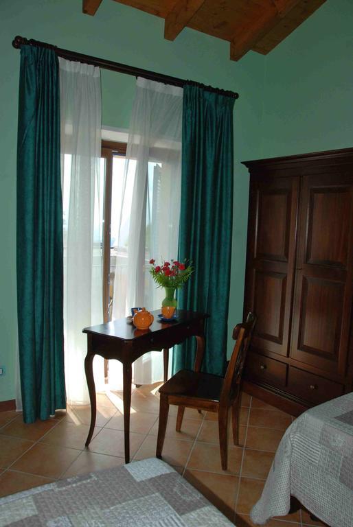 B&B La Casa Di Trizzi 코모 객실 사진